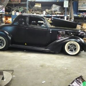 Meet your Posher, Kenneth